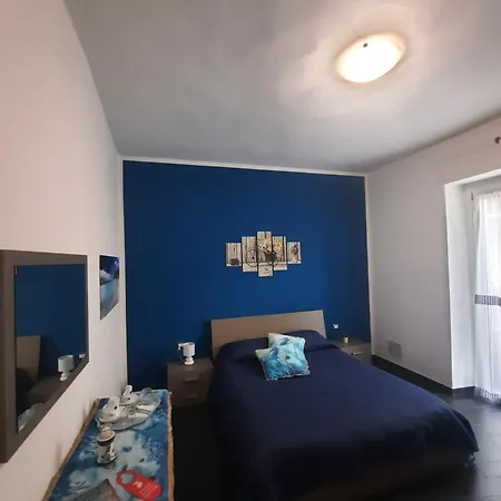 לינה וארוחת בוקר Sa Pardula 4*