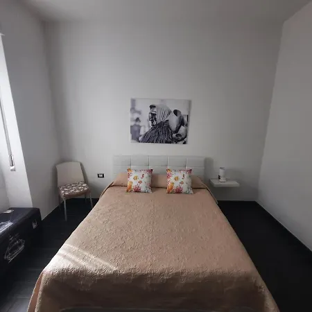לינה וארוחת בוקר Sa Pardula 4*