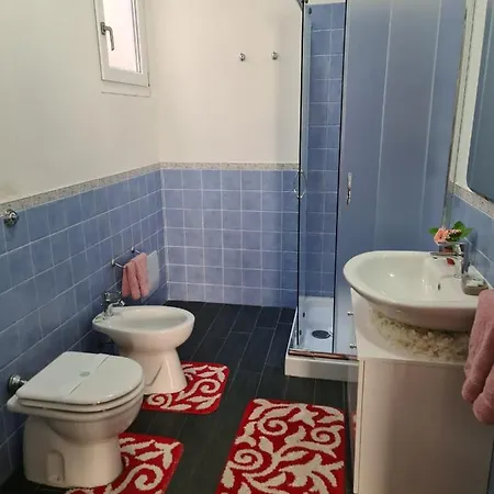 לינה וארוחת בוקר Sa Pardula קליארי